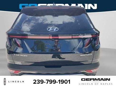 Used 2023 Hyundai Tucson Limited AWD/4WD image 6