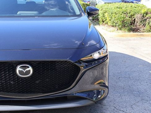 Used 2022 MAZDA MAZDA3 s image 11