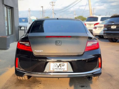 Used 2016 Honda Accord EX image 3