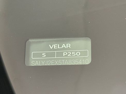Used 2026 Land Rover Range Rover Velar S AWD/4WD image 20