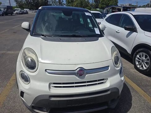 Used 2014 FIAT 500L Trekking w/ Popular Equipment Group FWD image 11