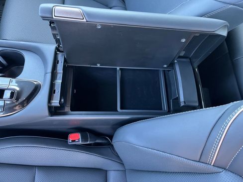 New 2026 Toyota Crown Platinum image 26