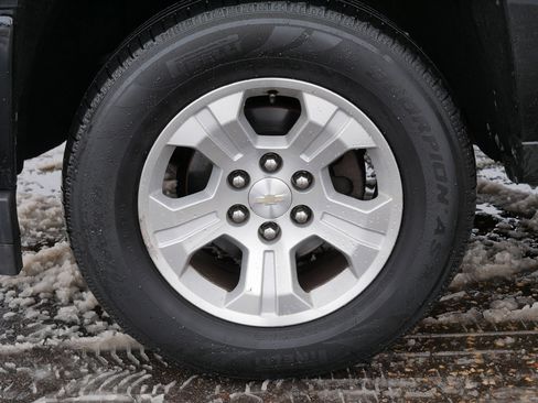 Used 2018 Chevrolet Silverado 1500 LT w/ All Star Edition image 15