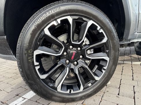 New 2026 GMC Canyon Denali image 55