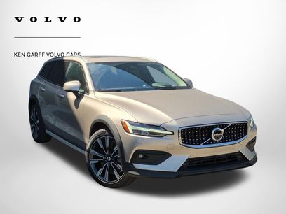 New 2026 Volvo V60 B5 Cross Country Ultra