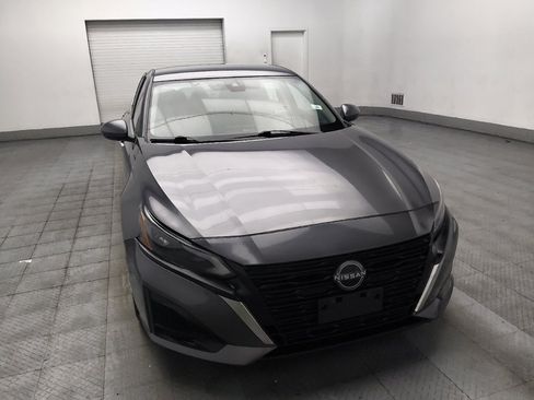 Used 2023 Nissan Altima 2.5 S FWD image 14