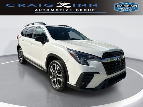 Certified 2025 Subaru Ascent Limited AWD/4WD image 1