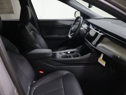 New 2026 Jeep Cherokee Limited AWD/4WD image 17