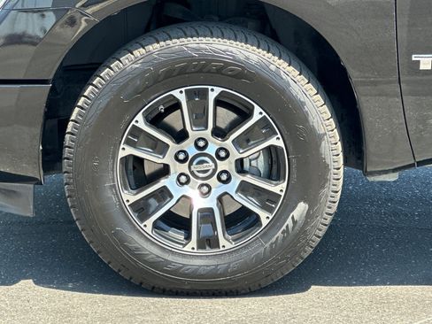 Certified 2022 Nissan Titan SV image 25