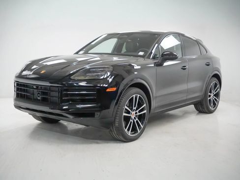 Used 2026 Porsche Cayenne Coupe AWD/4WD image 1