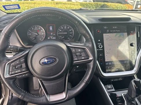 Used 2023 Subaru Outback Limited image 6
