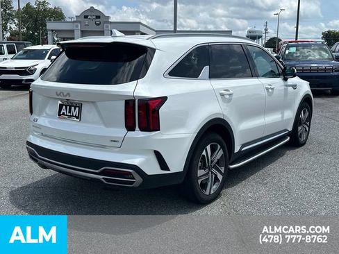 Used 2023 Kia Sorento EX AWD/4WD image 5