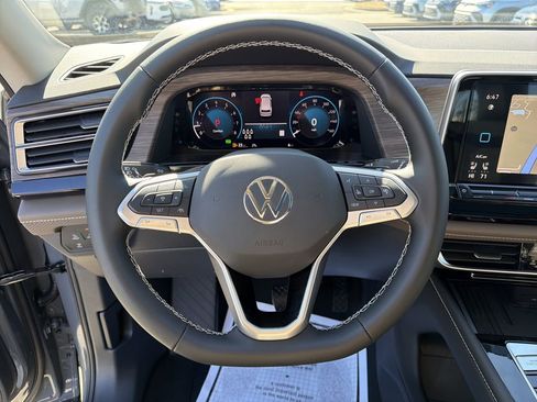 New 2026 Volkswagen Atlas SEL AWD/4WD image 28