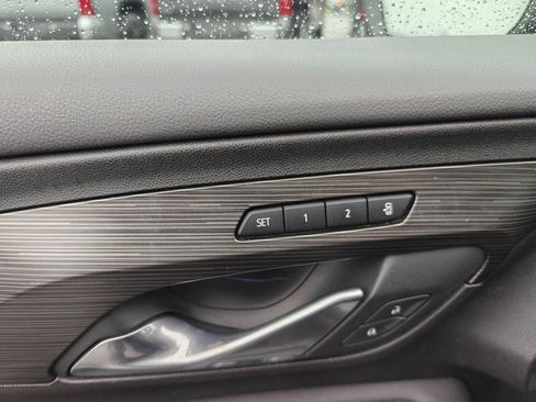 Used 2019 GMC Terrain SLT w/ Preferred Package image 10