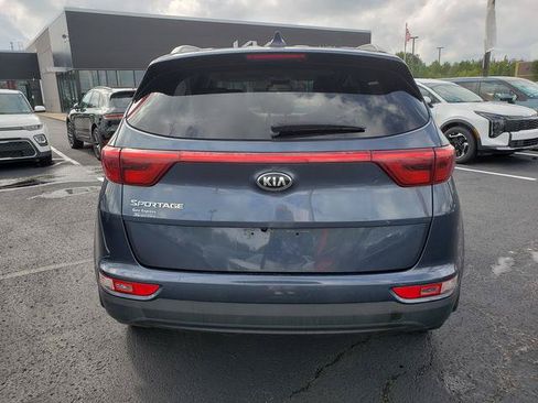 Used 2018 Kia Sportage LX w/ LX Popular Package AWD/4WD image 4