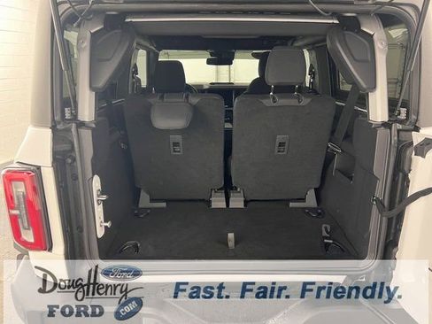 Used 2022 Ford Bronco Wildtrak image 30