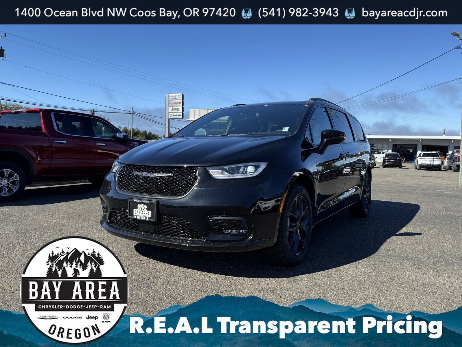 New 2026 Chrysler Pacifica Select AWD/4WD image 1