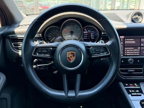 Used 2022 Porsche Macan S AWD/4WD image 12