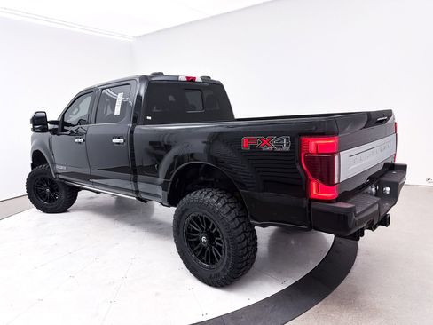Used 2022 Ford F350 Platinum image 2