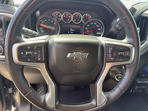 Used 2021 Chevrolet Silverado 1500 RST AWD/4WD image 17