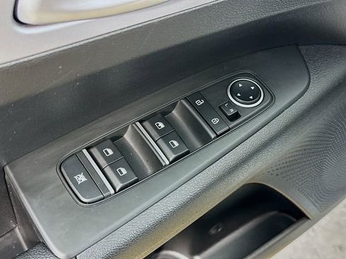 Used 2023 Kia Forte LXS w/ LXS Technology Package image 18