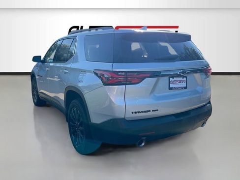 Used 2022 Chevrolet Traverse RS w/ LPO, Floor Liner Package AWD/4WD image 5