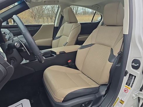 Used 2019 Lexus ES 350 Luxury image 15