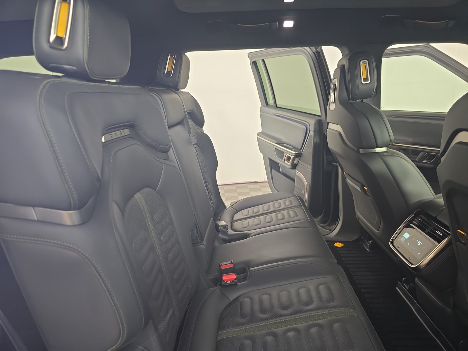 Used 2023 Rivian R1S Adventure Quad AWD/4WD image 23