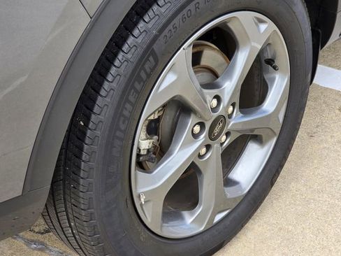 Used 2025 Ford Escape ST-Line AWD/4WD image 9