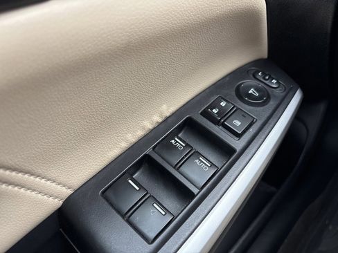 Used 2015 Honda Crosstour EX-L image 39