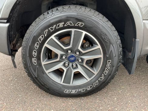 Used 2017 Ford F150 Lariat w/ Equipment Group 502A Luxury AWD/4WD image 35