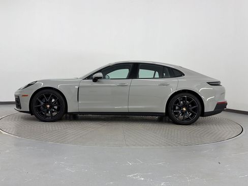 New 2026 Porsche Panamera image 2