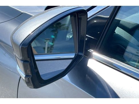 Certified 2023 Acura MDX w/Technology Package image 54