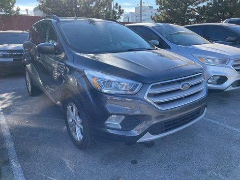 Used 2018 Ford Escape SEL image 4
