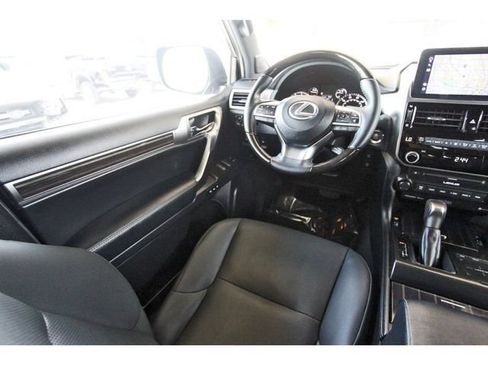 Used 2023 Lexus GX 460 Premium AWD/4WD image 7