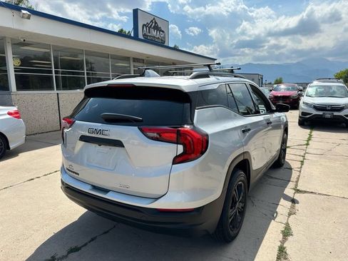 Used 2018 GMC Terrain SLE w/ Infotainment Package I FWD image 7