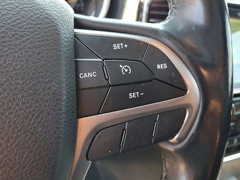 Certified 2020 Jeep Grand Cherokee Overland AWD/4WD image 24