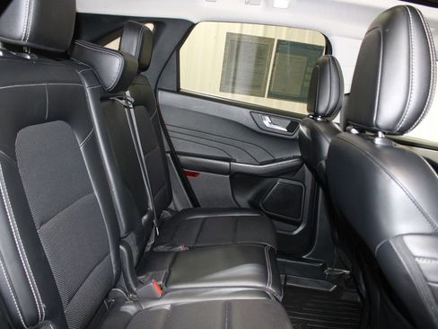 Used 2021 Ford Escape SEL image 29