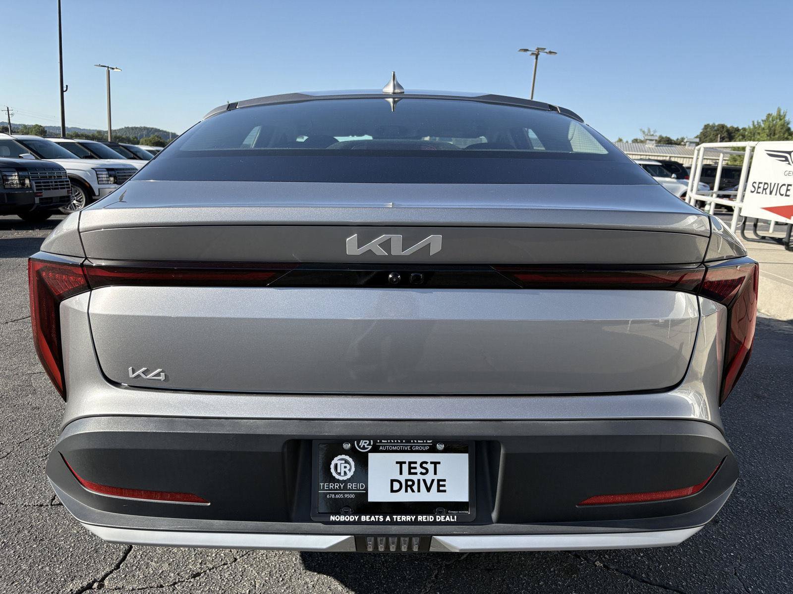 Used 2025 Kia K4 FWD image 7