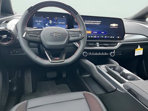 New 2026 Chevrolet Equinox EV RS w/ Active Safety Package 3 AWD/4WD image 17