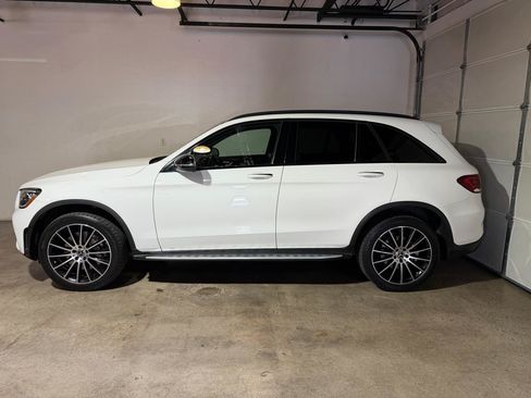 Used 2020 Mercedes-Benz GLC 300 image 2
