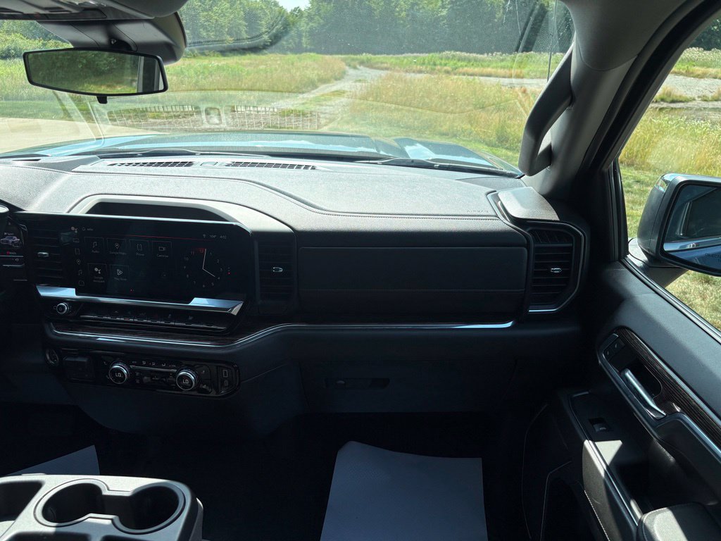 Used 2024 GMC Sierra 1500 SLE AWD/4WD image 37