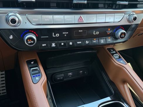 Used 2024 Kia Telluride SX X-Line AWD/4WD image 26