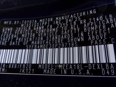 Used 2025 Toyota Corolla LE image 31