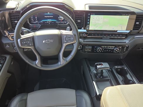 Used 2025 Chevrolet Silverado 1500 ZR2 w/ Technology Package AWD/4WD image 13