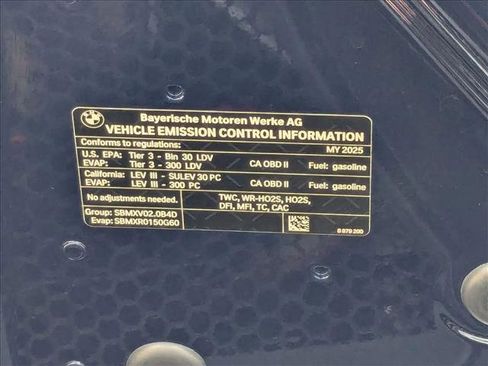 Used 2025 BMW 530i w/ Premium Package image 26