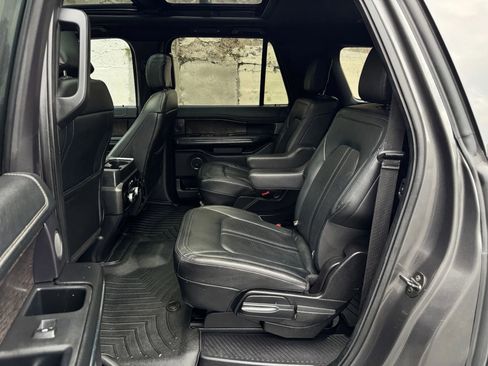 Used 2019 Ford Expedition Max Limited w/ Texas Edition Package RWD image 25