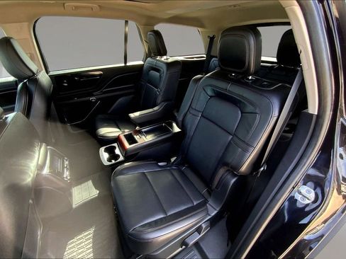 Used 2023 Lincoln Aviator Reserve w/ Equipment Group 201A RWD image 24
