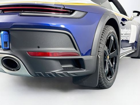 Used 2023 Porsche 911 Dakar AWD/4WD image 57
