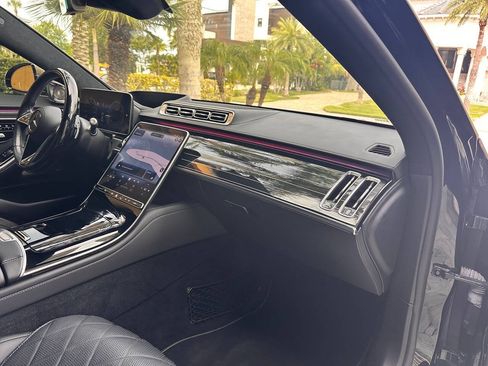 Used 2021 Mercedes-Benz S 580 4MATIC Sedan w/ Warmth & Comfort Package image 57